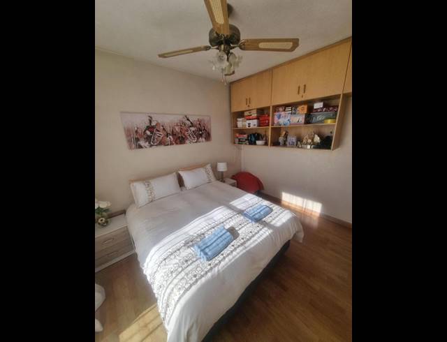 2 BEDROOM APARTMENT FOR SALE IN KEW